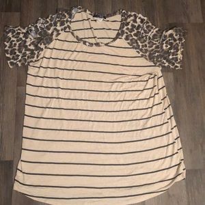 Women’s boutique 3x top